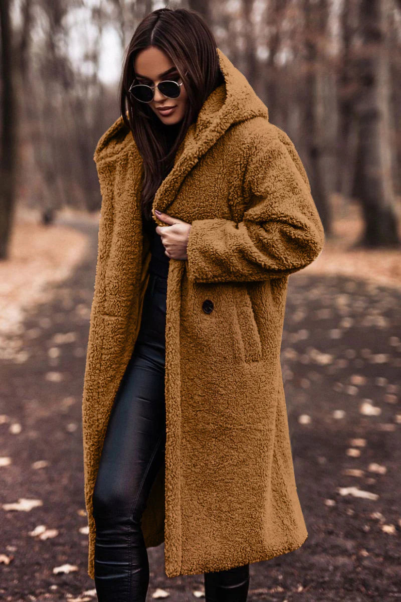 Chic and Cozy: Women's Plush Faux Fleece Teddy Coat for Autumn and Winter